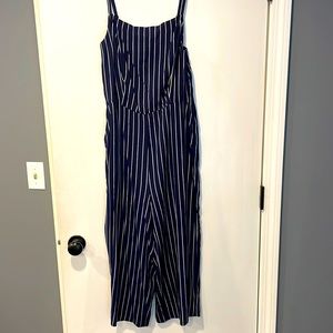 NWT Old Navy Cropped Wide Leg Jumper